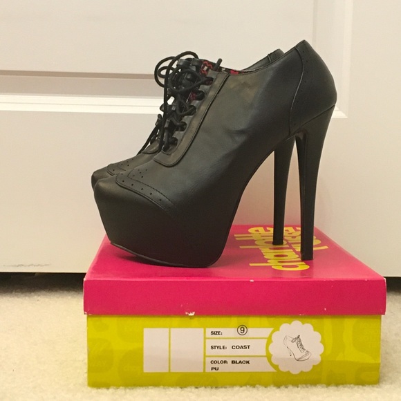 Heel - Picture 2 of 2